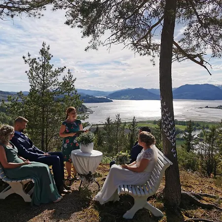 Apartamento Yttervik Gard